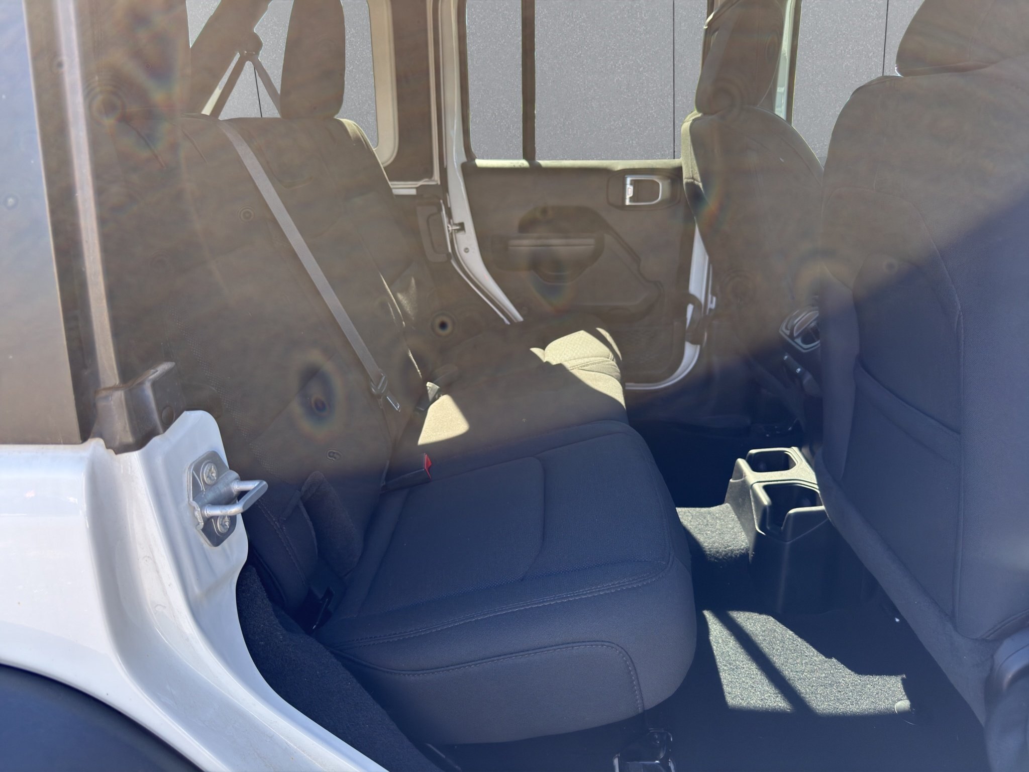 2023 JEEP WRANGLER UNLIMITED SPORT ALTITUDE / $298.62 BIWEEKLY INCLUDING TAX / REMOTE START / HEATED STEERING WHEEL / APPLE CARPLAY