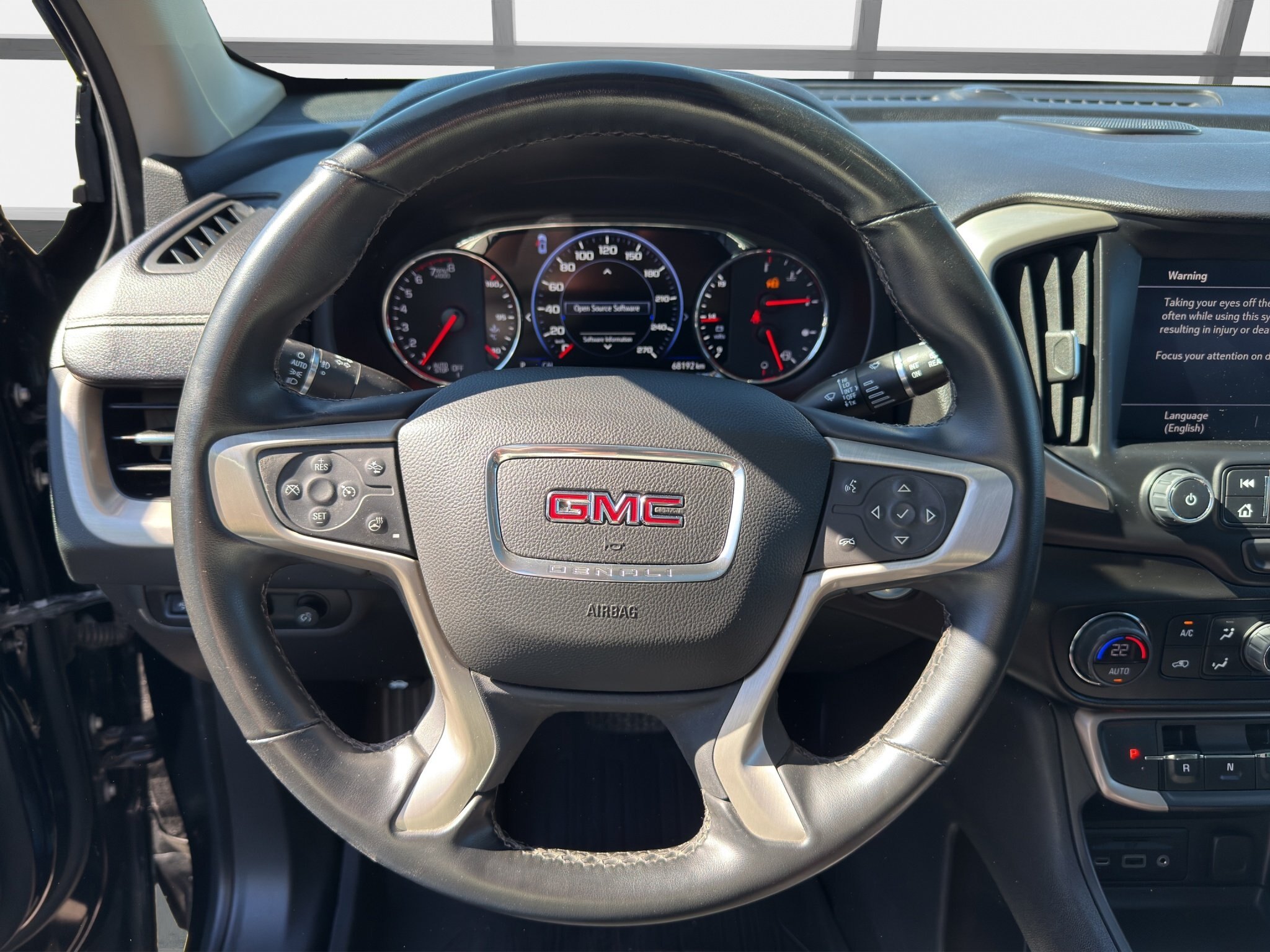 2023 GMC TERRAIN DENALI / $252.25 BIWEEL INCLUDING TAX / PANORAMIC SUNROOF / REMOTE START / VENTILATED FRONT SEATS