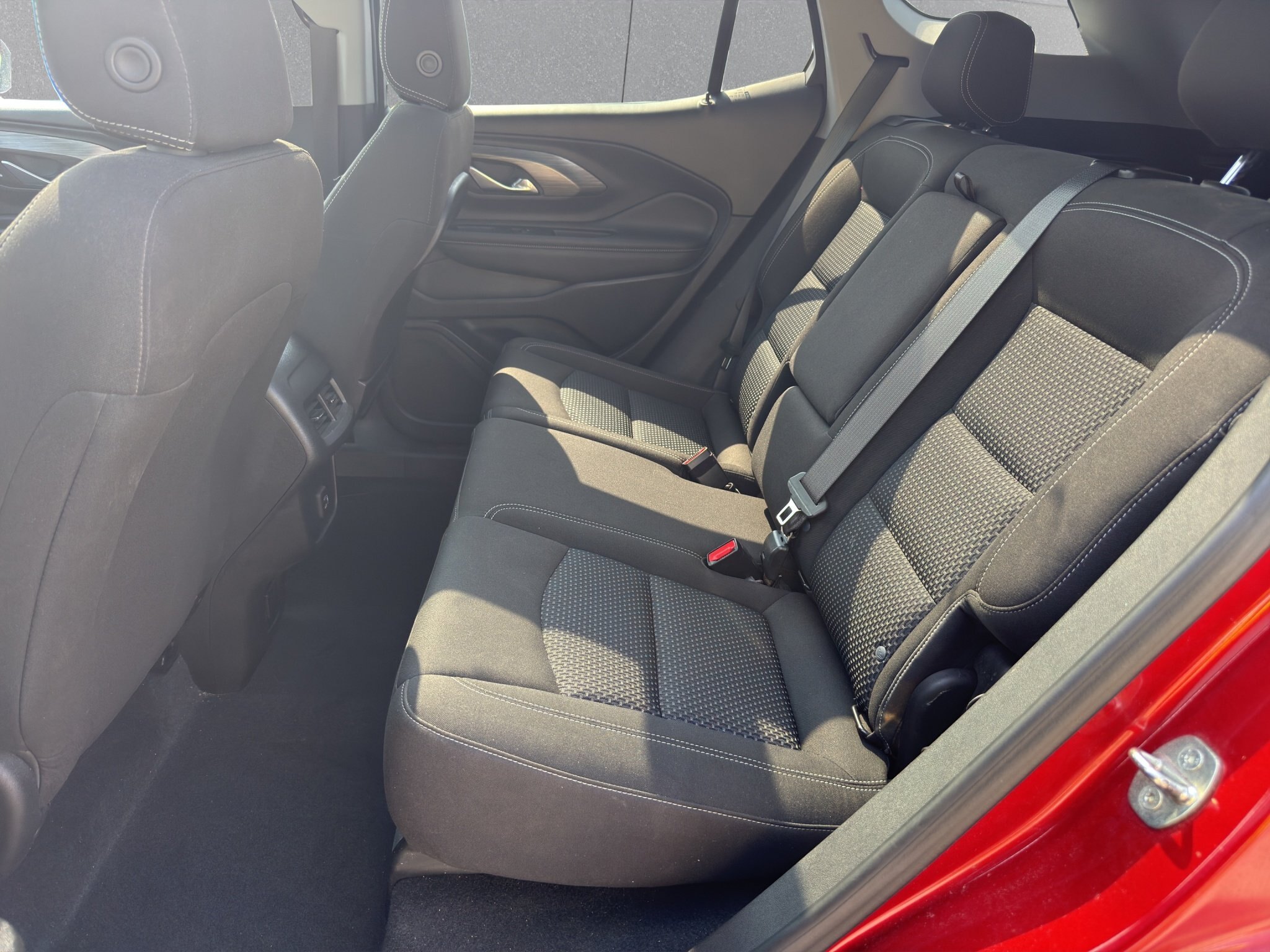 2023 GMC TERRAIN SLE / $224.14 BIWEEKLY INCLUDING TAX / REMOTE START / PANORAMIC SUNROOF / NAVIGATION