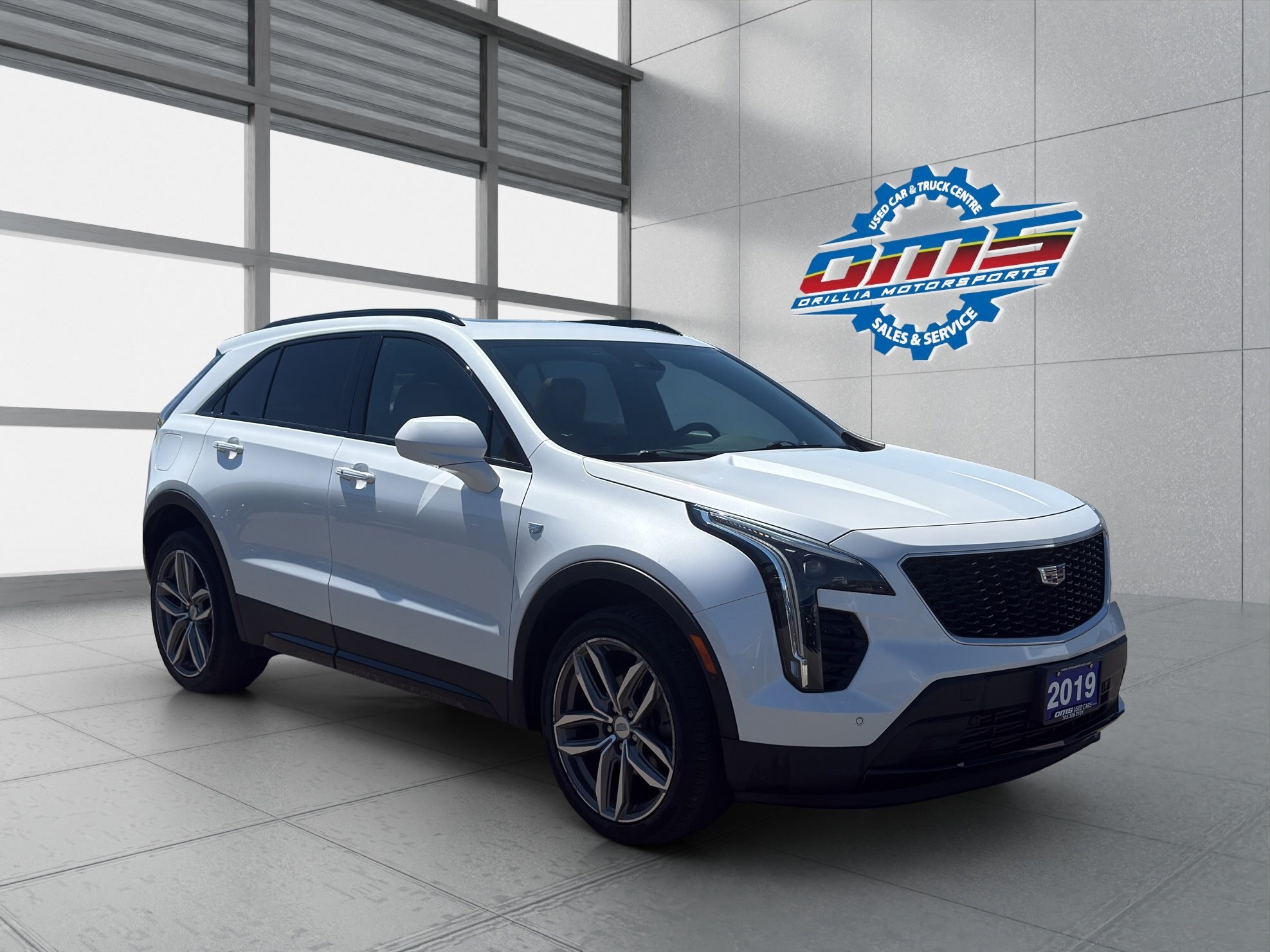 2019 CADILLAC XT4 AWD SPORT / $261.22 BIWEEKLY INCLUDING TAX / PANORAMIC SUNROOF / HEATED FRONT AND REAR SEATS