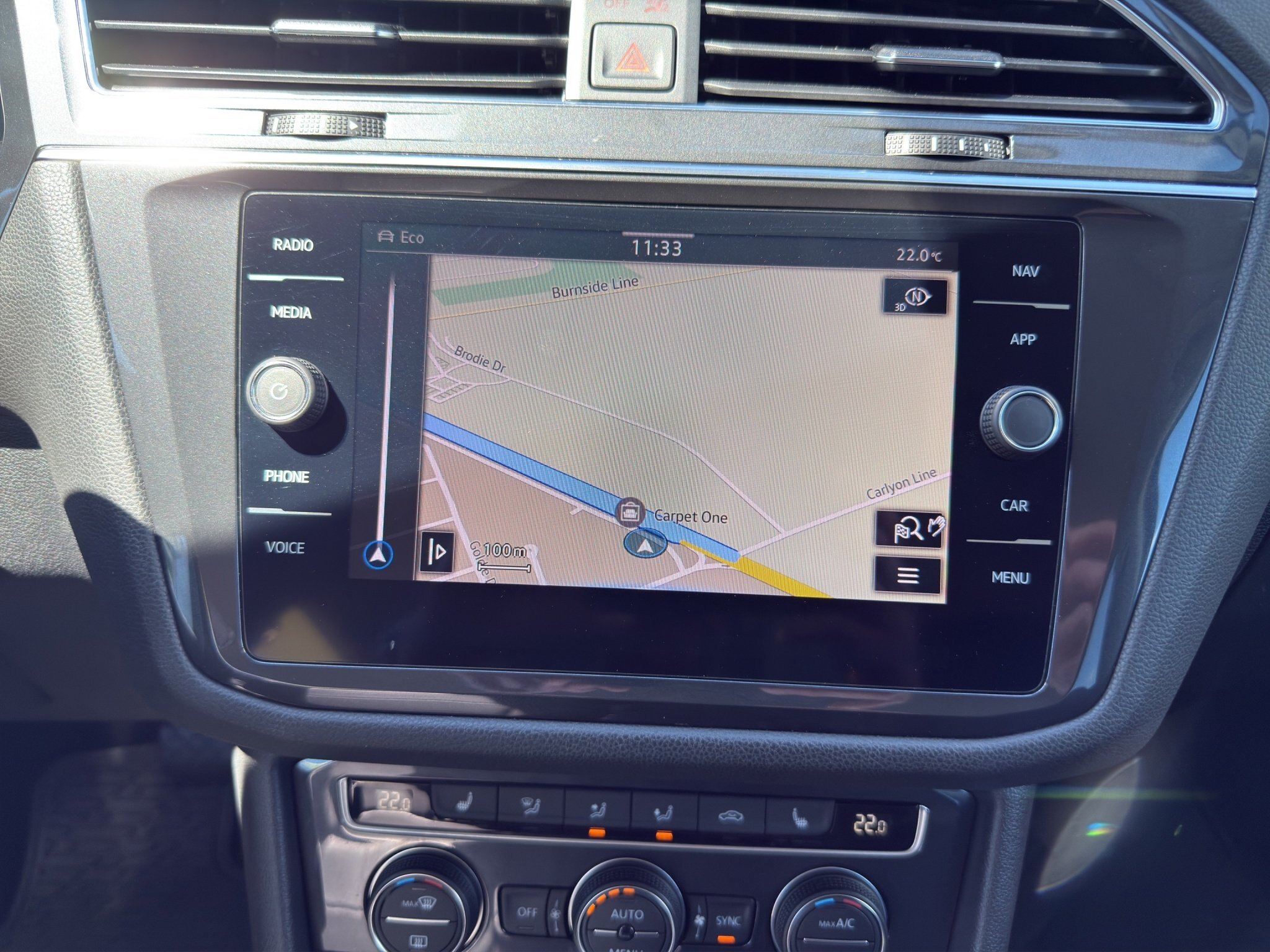 2021 VOLKSWAGEN TIGUAN COMFORTLINE / $185.67 BIWEEKLY INCLUDING TAX / HEATED FRONT SEATS / NAVIGATION
