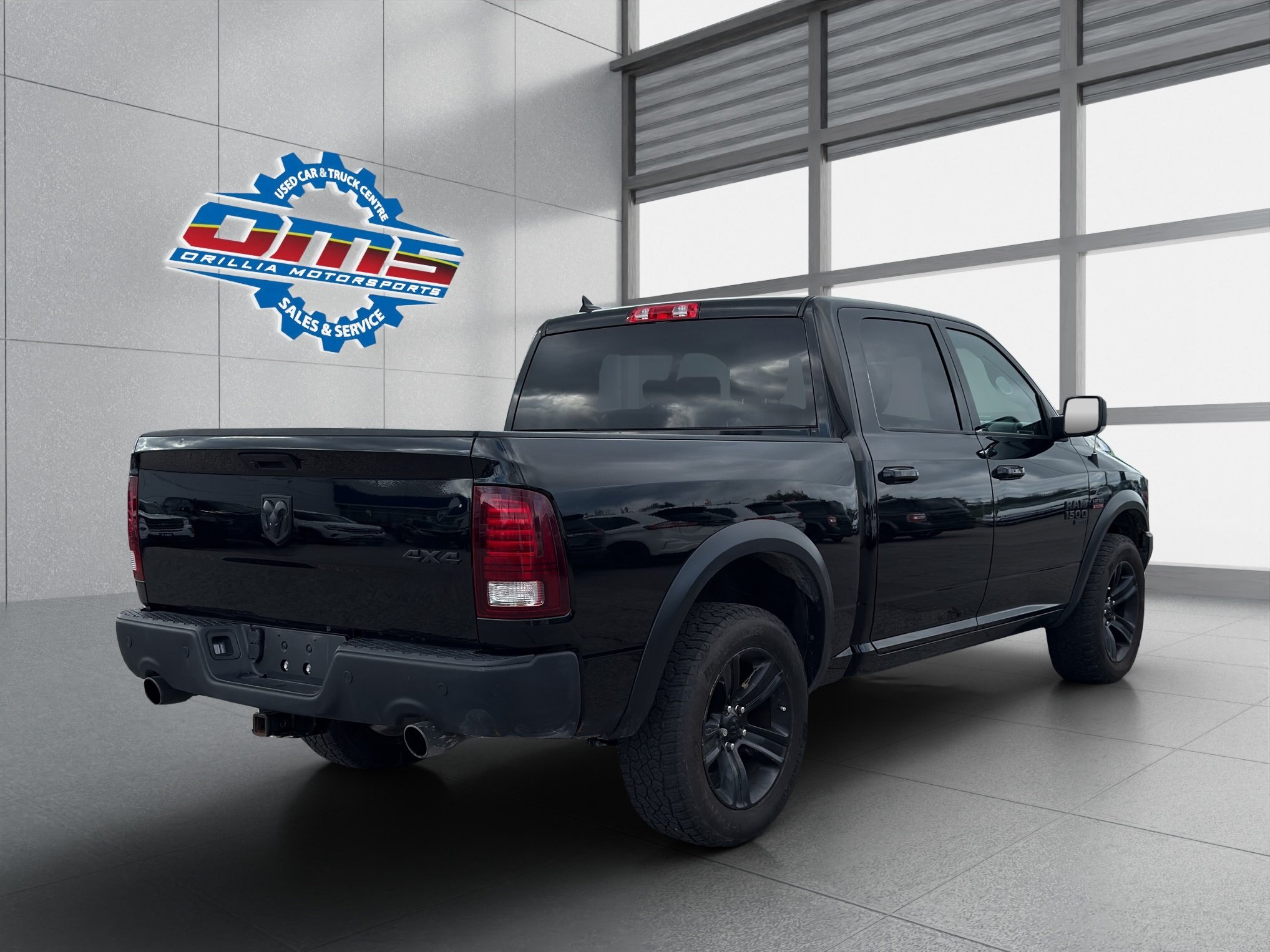 2022 RAM 1500 CLASSIC WARLOCK / $337.65 BIWEEKLY INCLUDING TAX / NAVIGATION / REMOTE START / HEATED STEERING WHEEL