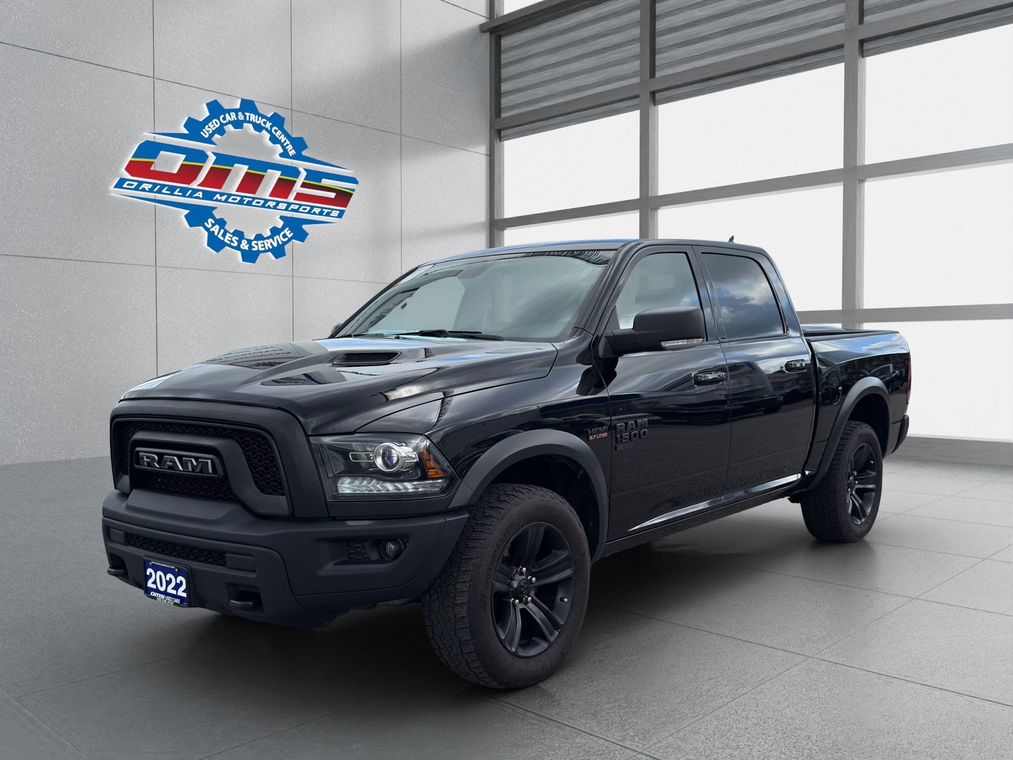2022 RAM 1500 CLASSIC WARLOCK / $337.65 BIWEEKLY INCLUDING TAX / NAVIGATION / REMOTE START / HEATED STEERING WHEEL