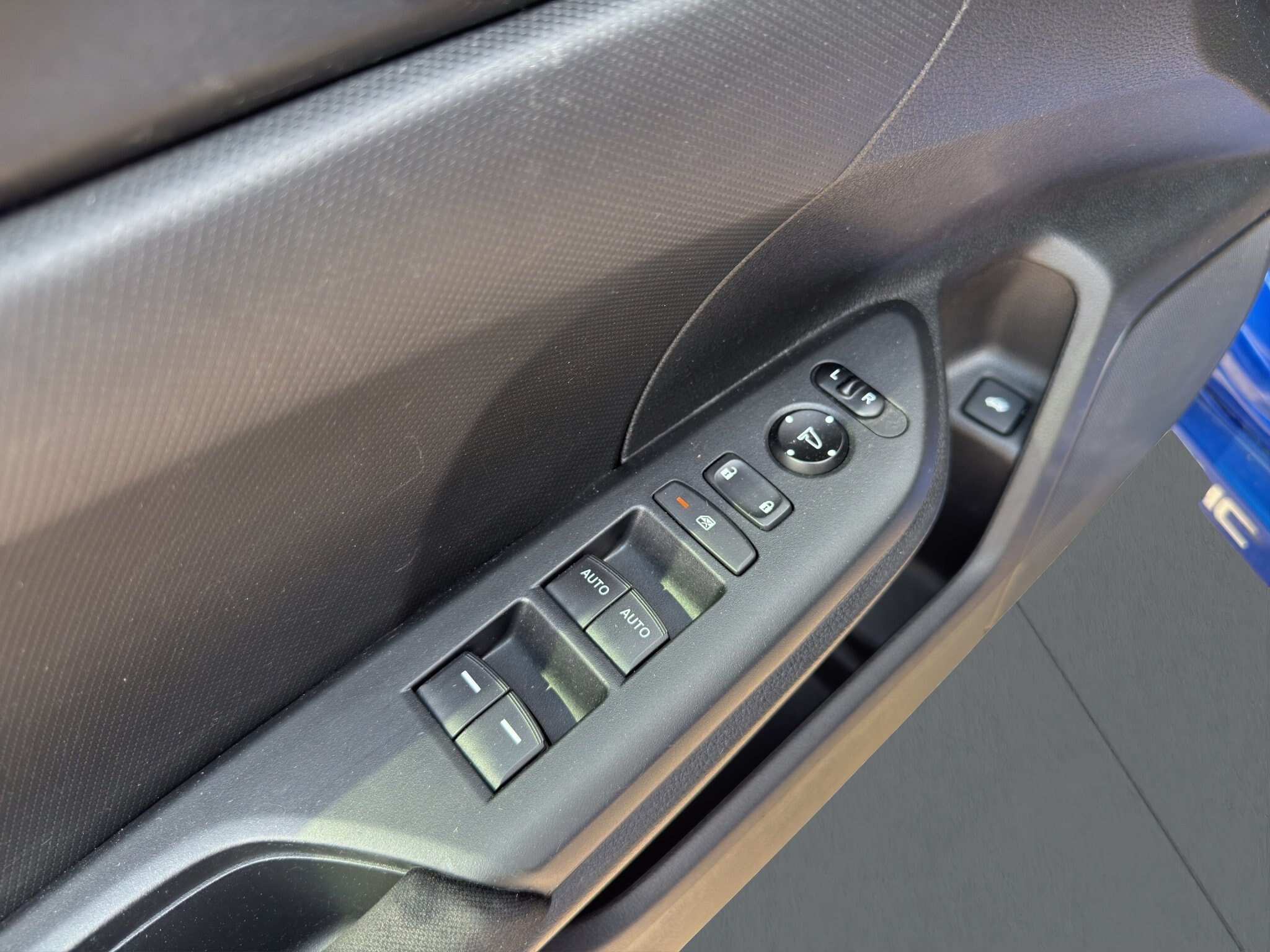 2019 HONDA CIVIC SEDAN LX / $217.59 BIWEEKLY INCLUDING TAX / HEATED FRONT SEATS / APPLE CARPLAY