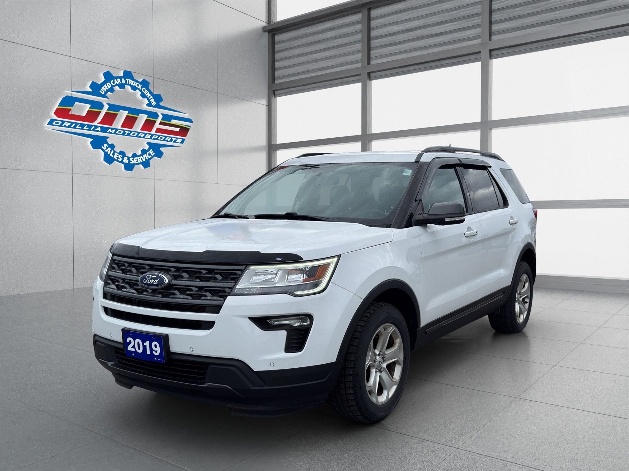 2019 FORD EXPLORER XLT / $259.84 BIWEEKLY INCLUDING TAX / 6 PASSENGER / NAVIGATION / REMOTE START
