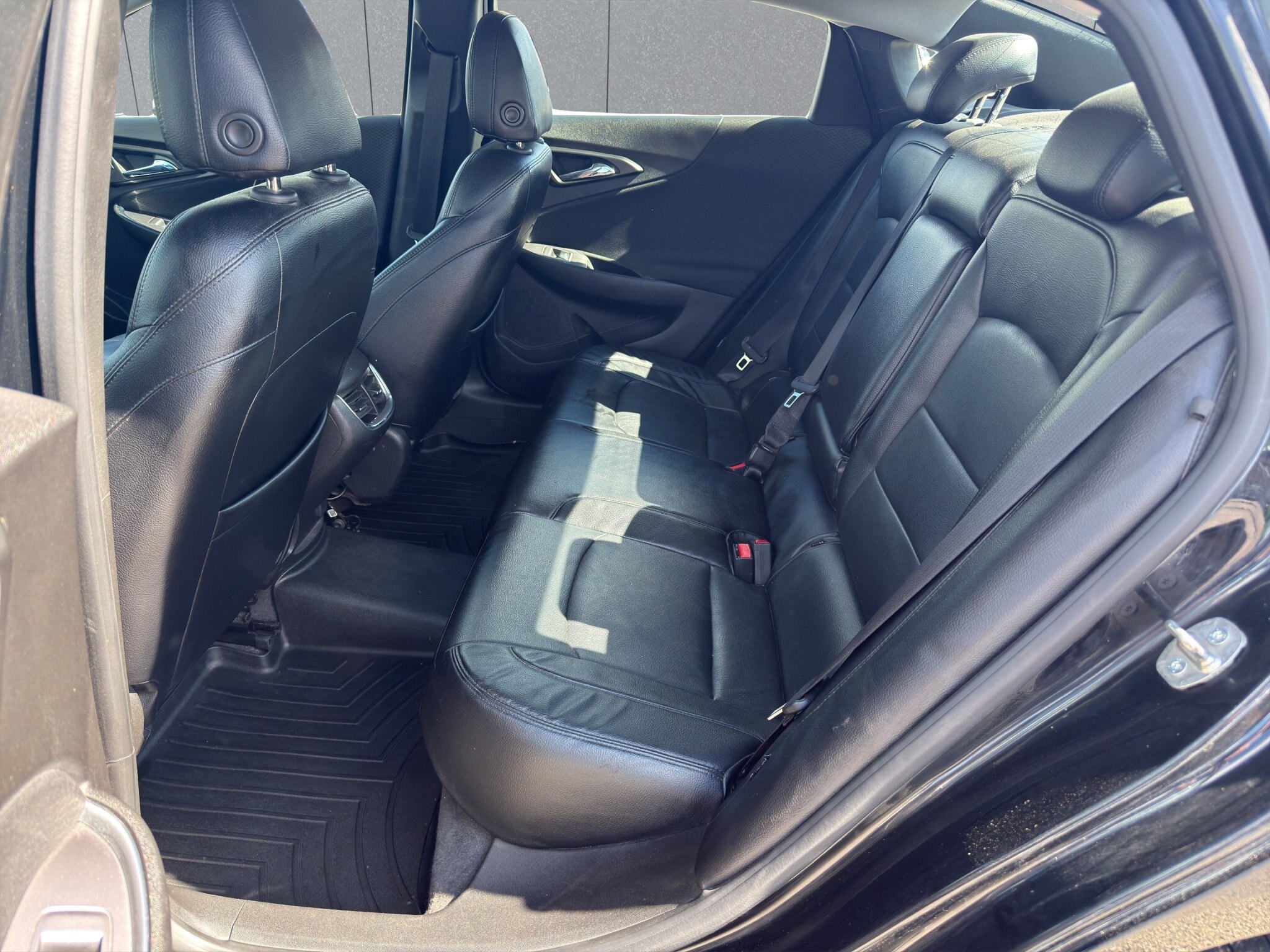 2019 CHEVROLET MALIBU LT / $177.49 BIWEEKLY INCLUDING TAX / REMOTE START / LEATHER INTERIOR