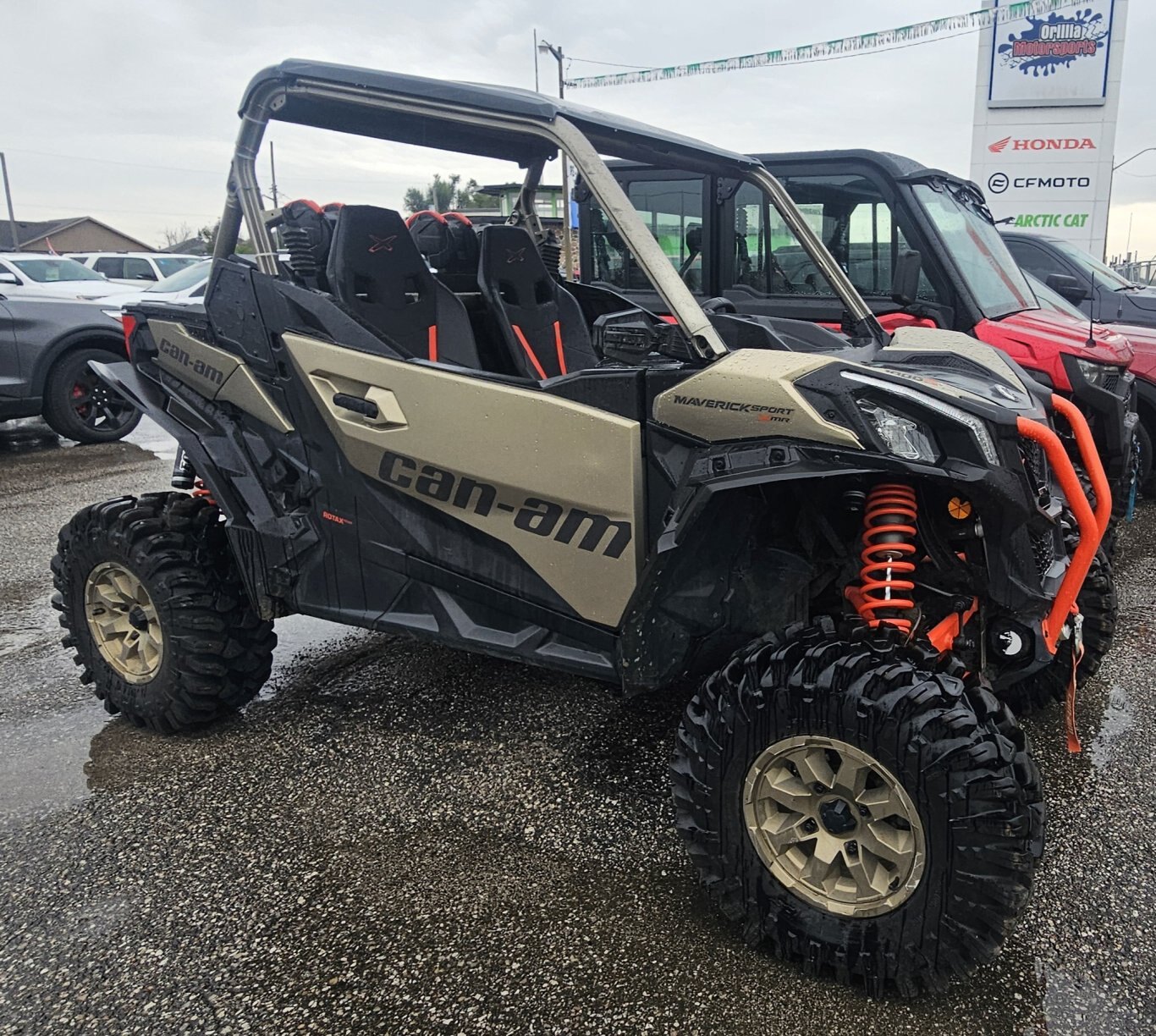 2023 CAN AM MAVERICK 1000R