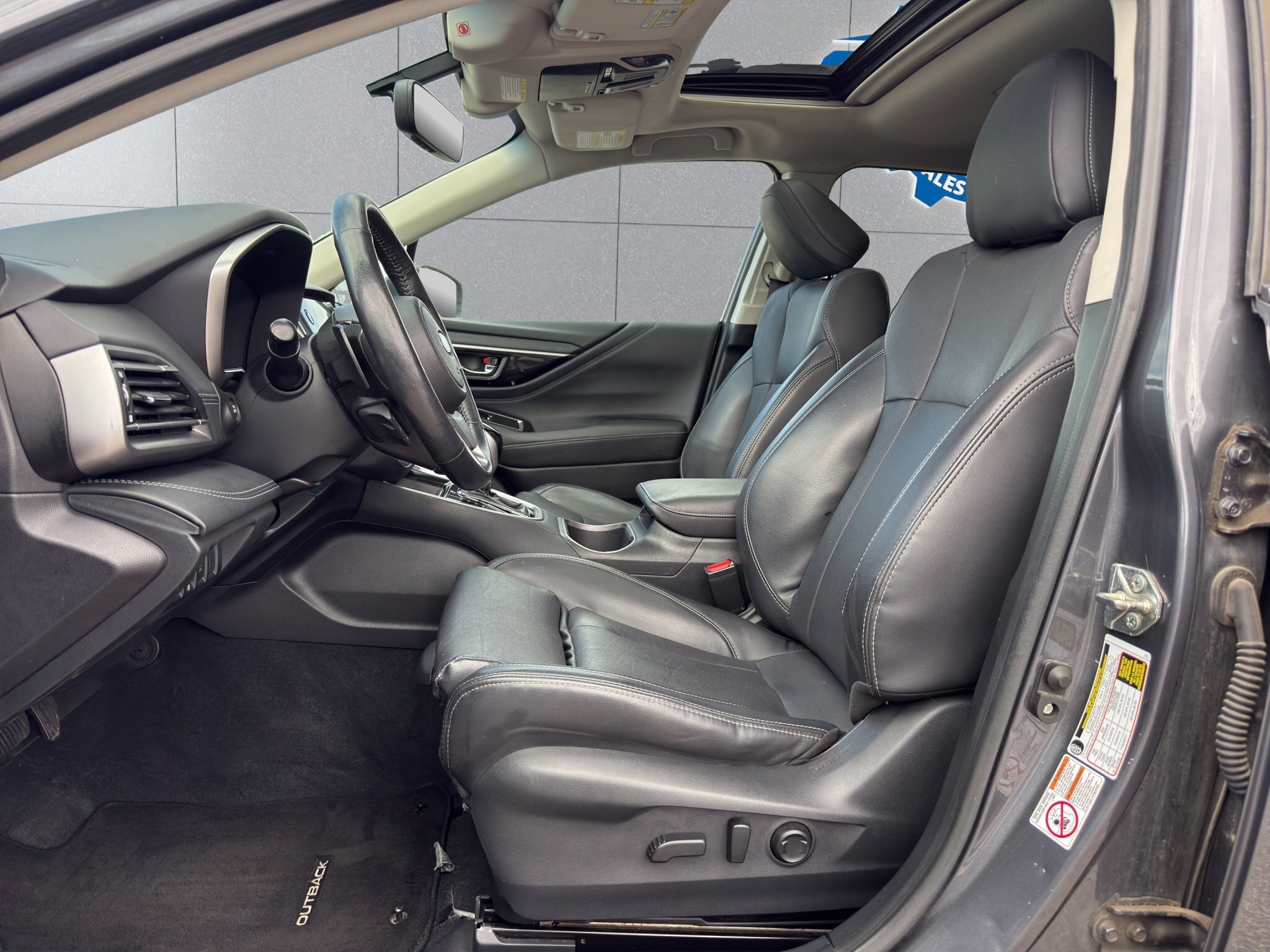 2020 SUBARU OUTBACK LIMITED / $233.85 BIWEEKLY INCLUDING TAX / NAVIGATION / ADAPTIVE CRUISE CONTROL / HEATED STEERING WHEEL