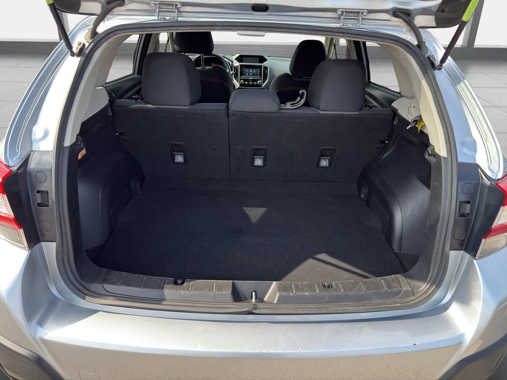 2018 SUBARU CROSSTREK TOURING / $287.38 BIWEEKLY INCLUDING TAX / HEATED FRONT SEATS / APPLE CARPLAY
