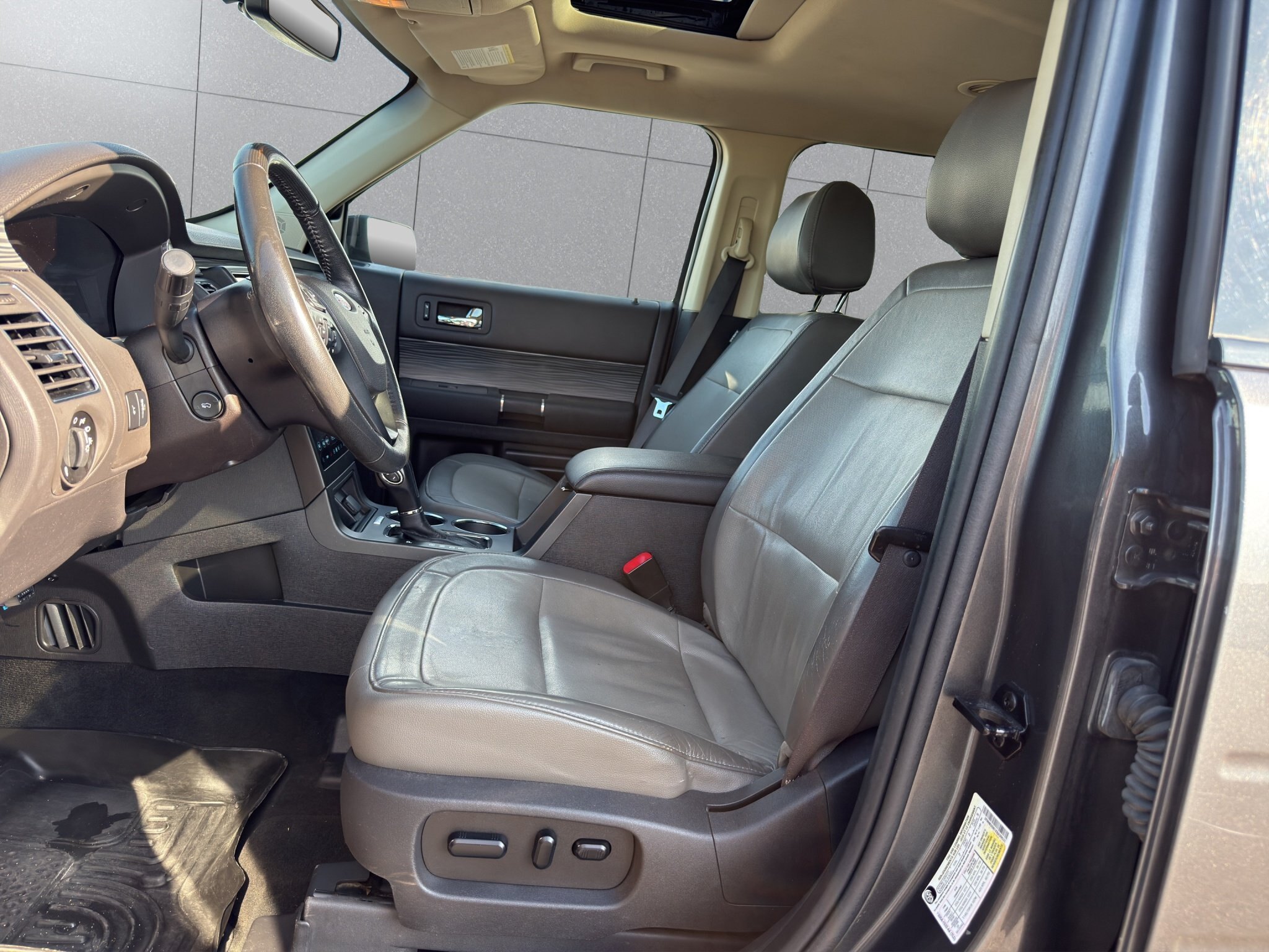 2019 FORD FLEX LIMITED / $217.64 BIWEEKLY INCLUDING TAX / 7 PASSENGER / NAVIGATION / REMOTE START