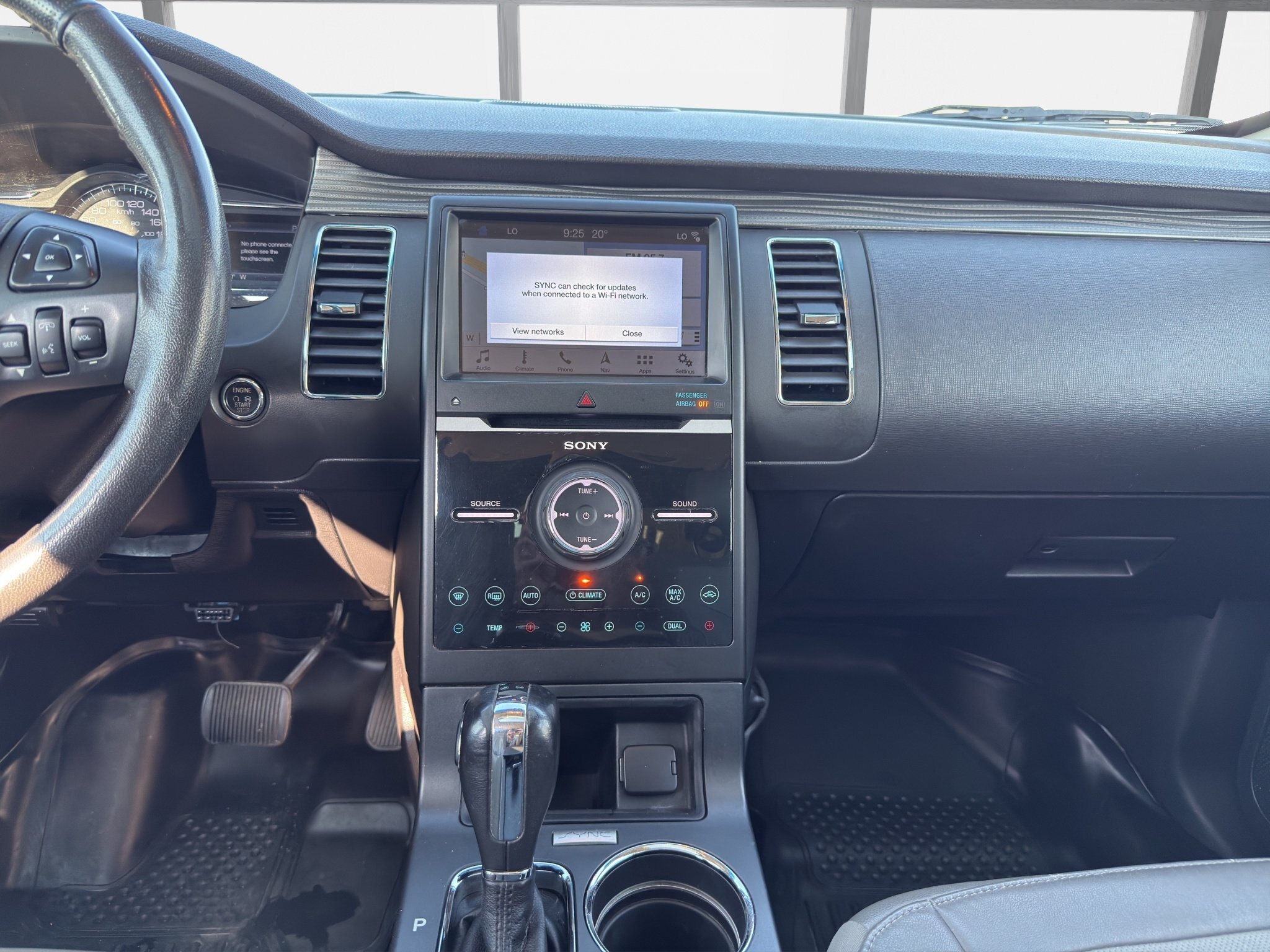 2019 FORD FLEX LIMITED / $217.64 BIWEEKLY INCLUDING TAX / 7 PASSENGER / NAVIGATION / REMOTE START