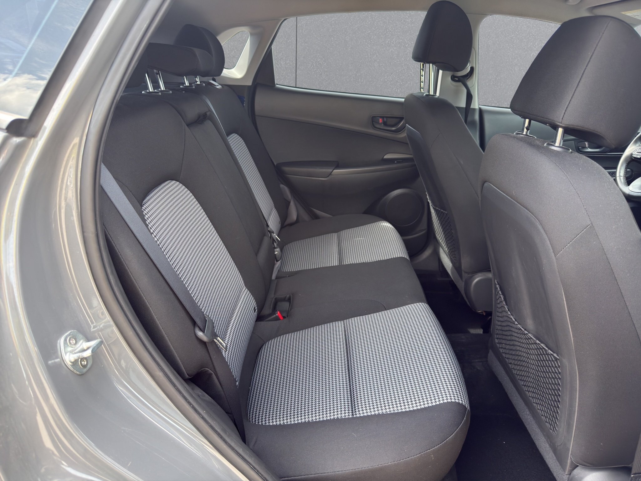 2021 HYUNDAI KONA PREFERRED / $191.70 BIWEEKLY INCLUDING TAX / HEATED STEERING WHEEL / BLIND SPOT MONITORING