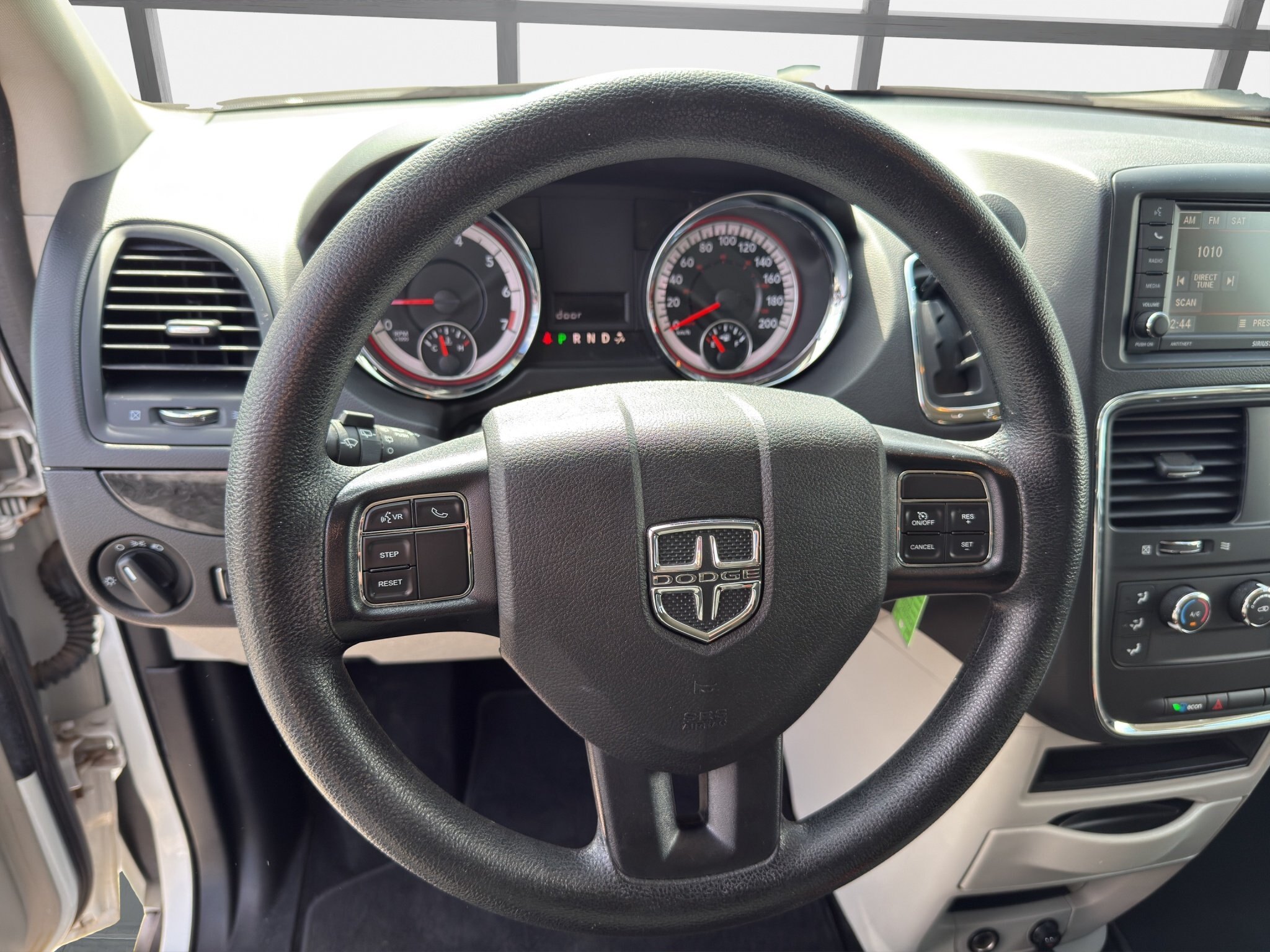 2020 DODGE GRAND CARAVAN SXT / $261.22 BIWEEKLY INCLUDING TAX / STOW N'GO / BLUETOOTH