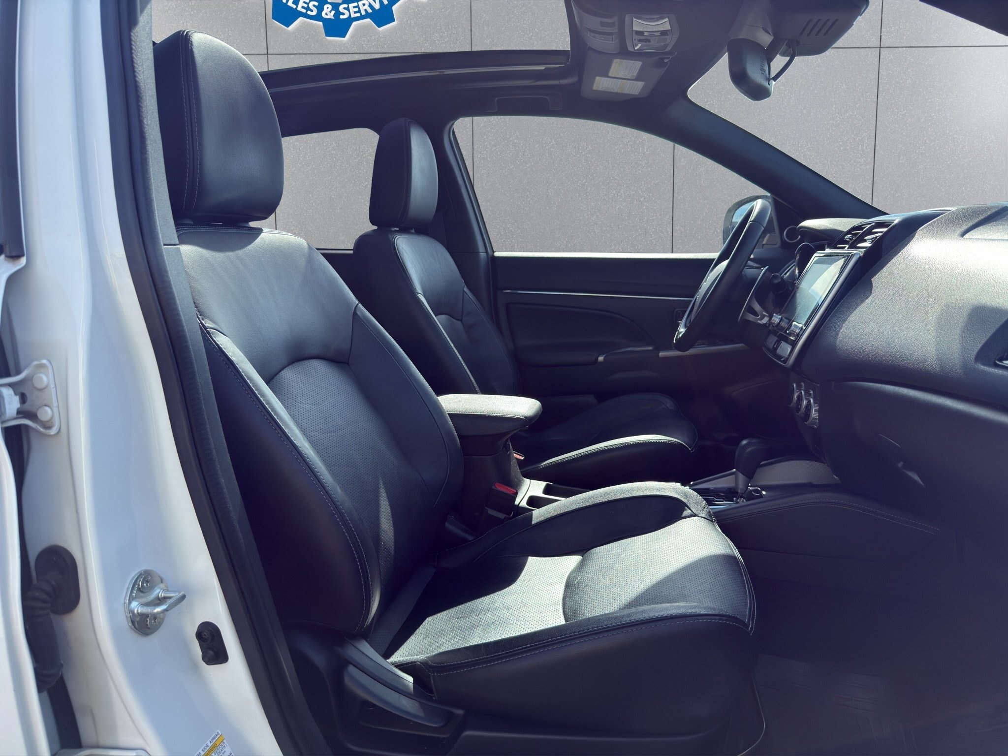 2020 MITSUBISHI RVR GT/ LEATHER/ HEATED STEERING WHEEL / BLIND SPOT MONITORING