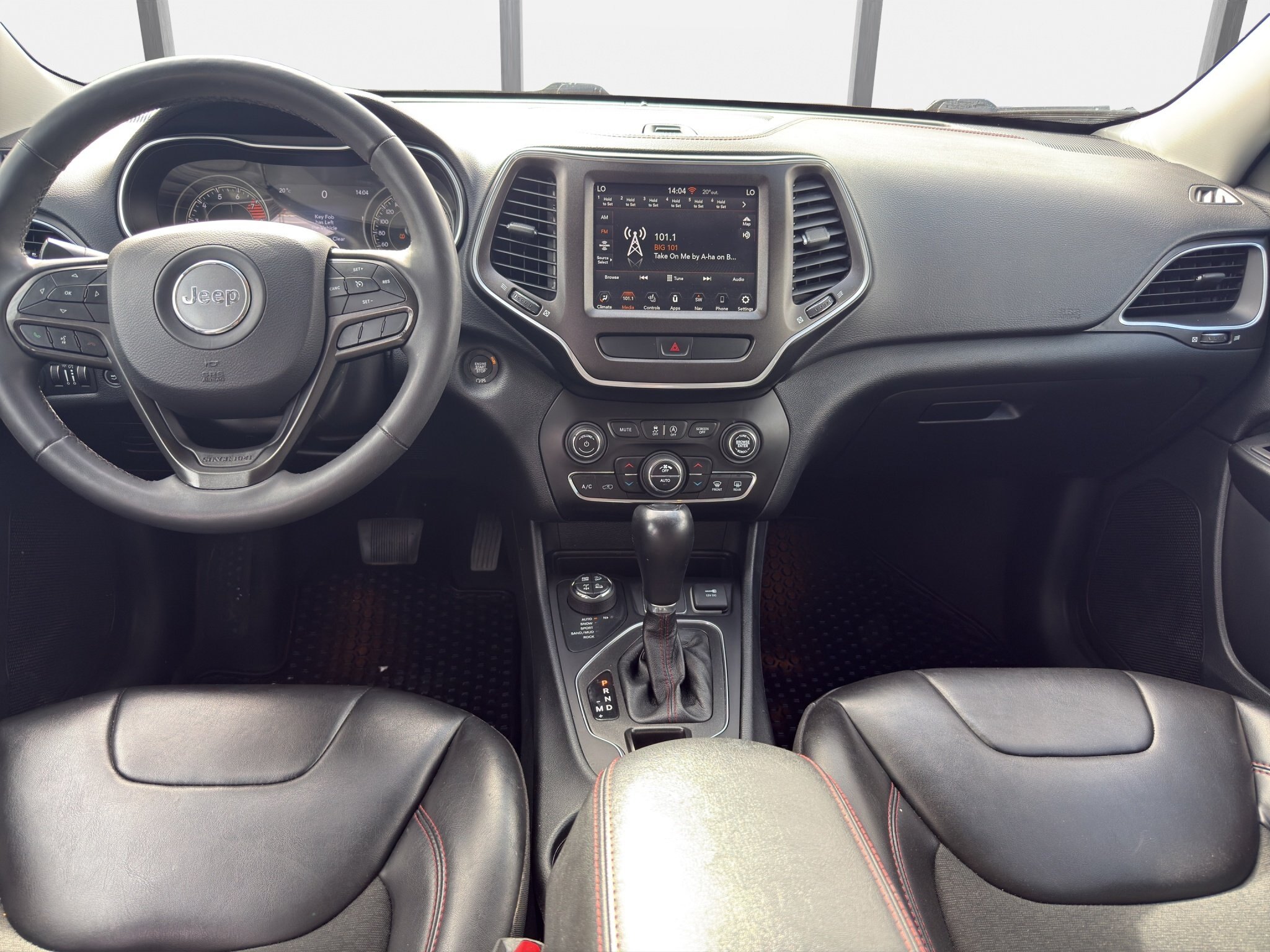 2022 JEEP CHEROKEE TRAILHAWK / $199.81 BIWEEKLY INCLUDING TAX / REMOTE START / NAVIGATION / BLIND SPOT MONITORING