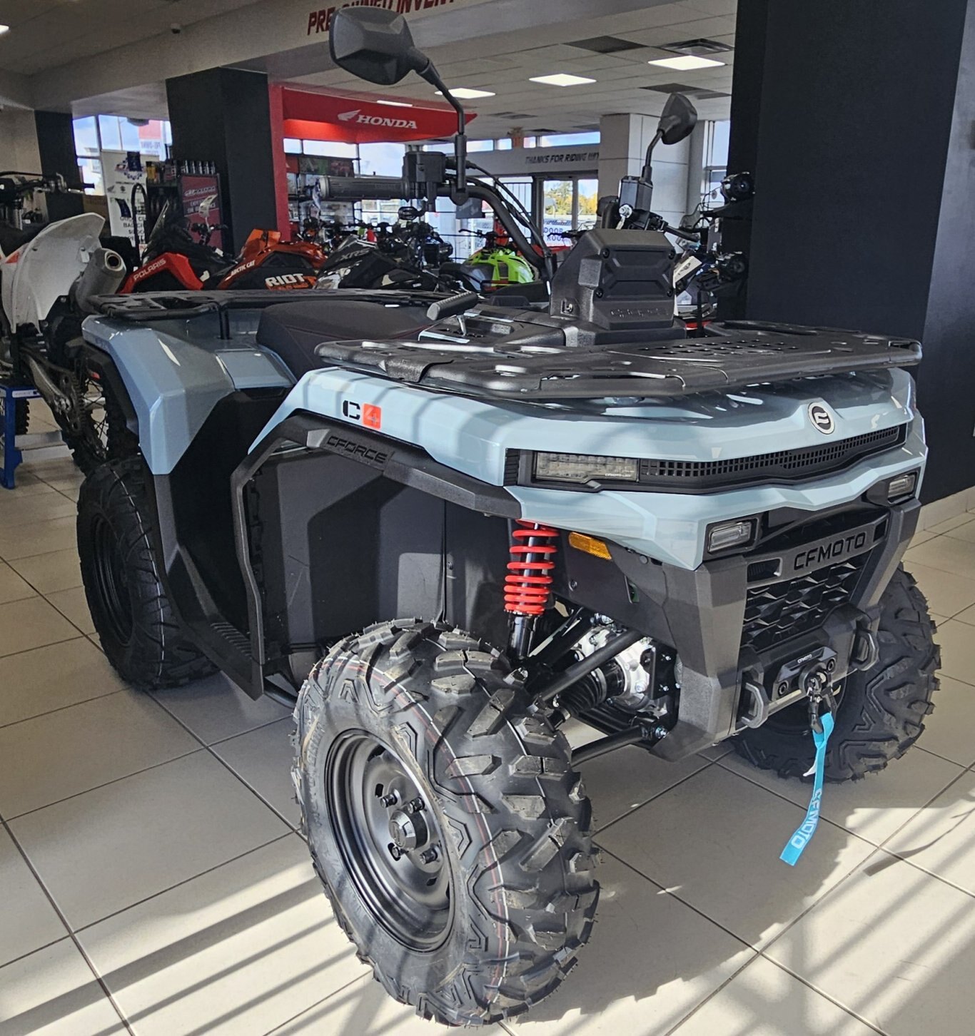 2027 CFORCE C4
