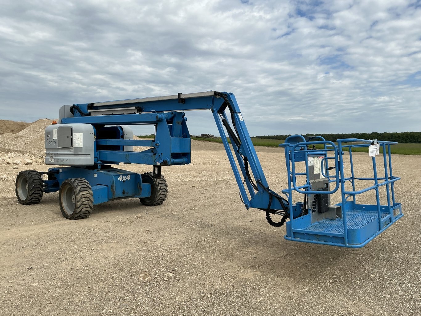 2012 GENIE Z60/34 4X4 MANLIFT BOOMLIFT