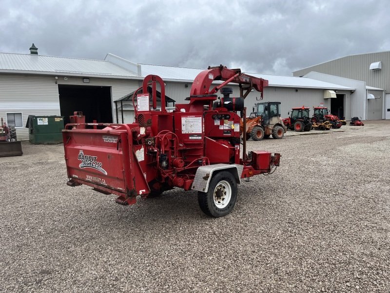 2005 Bandit 250 Wood Chipper