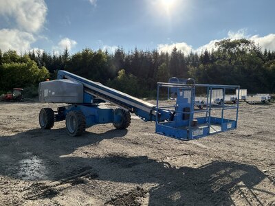 2007 GENIE S60 Manlift