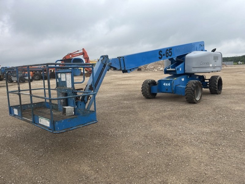 2008 GENIE S65 Manlift