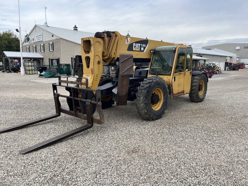 2007 Caterpillar 1055 Telehandler