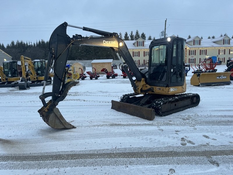 2006 John Deere 50D Excavator