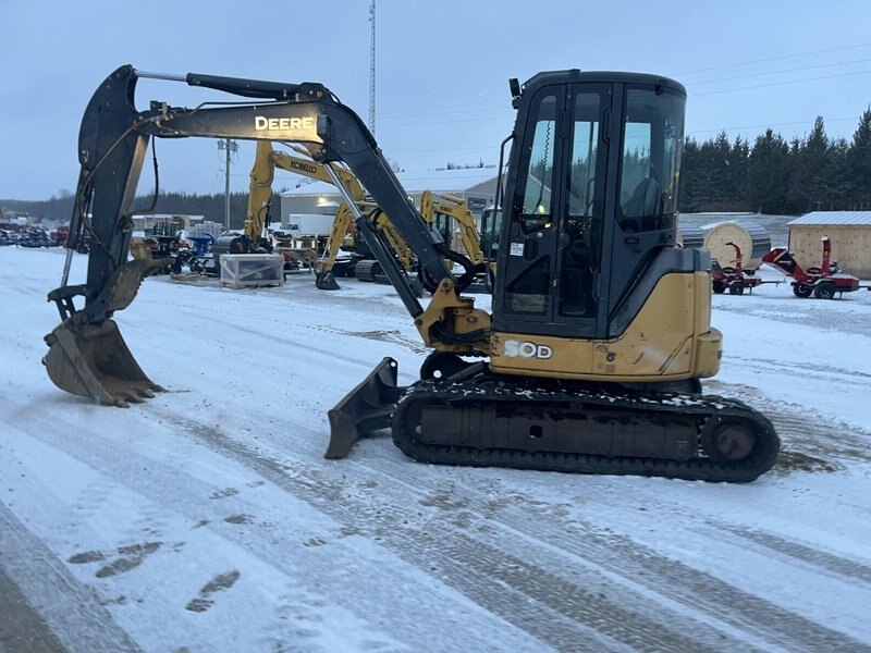 2006 John Deere 50D Excavator