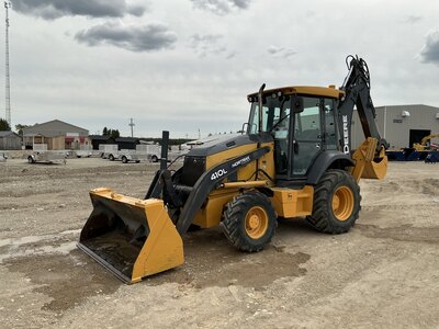 2015 John Deere 410L Backhoe