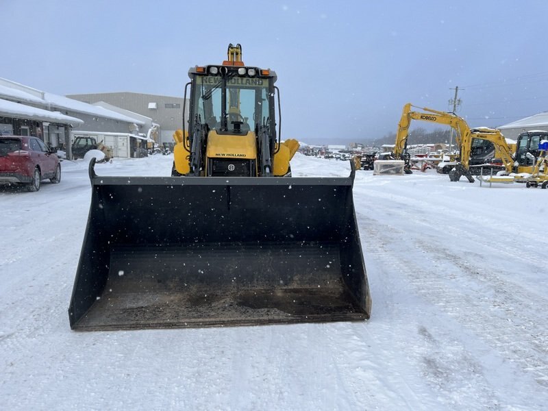 2012 New Holland B95B Backhoe