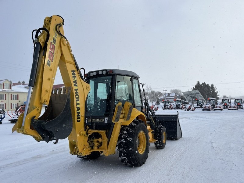 2012 New Holland B95B Backhoe