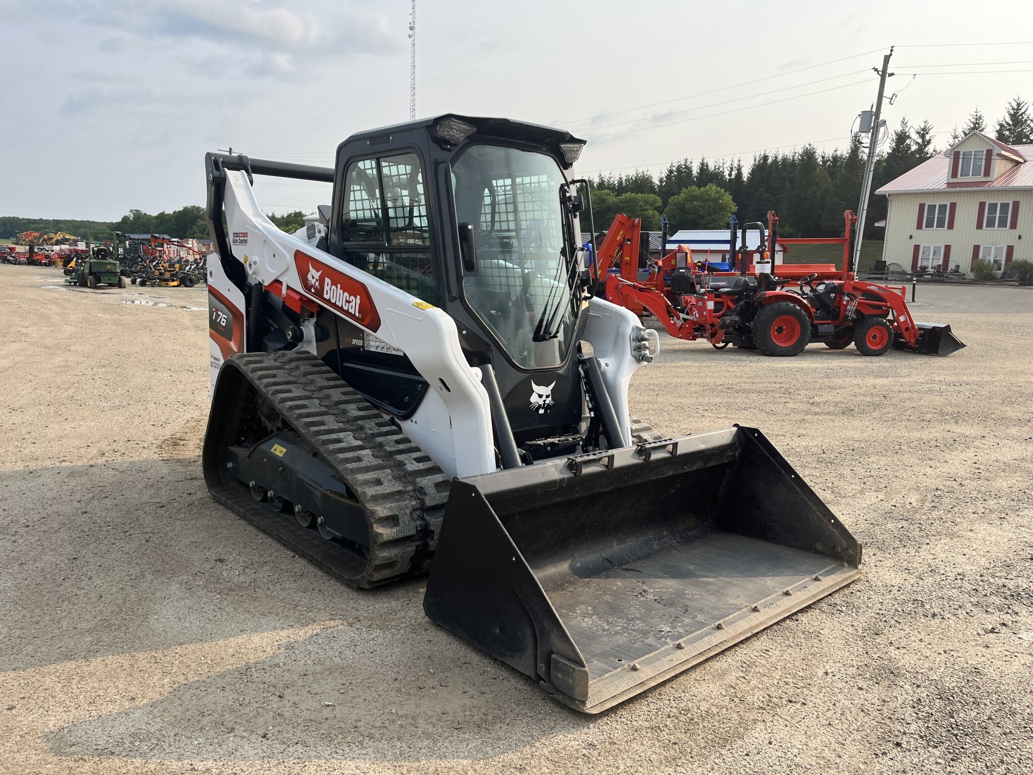 2023 BOBCAT T76 Track Skidsteer