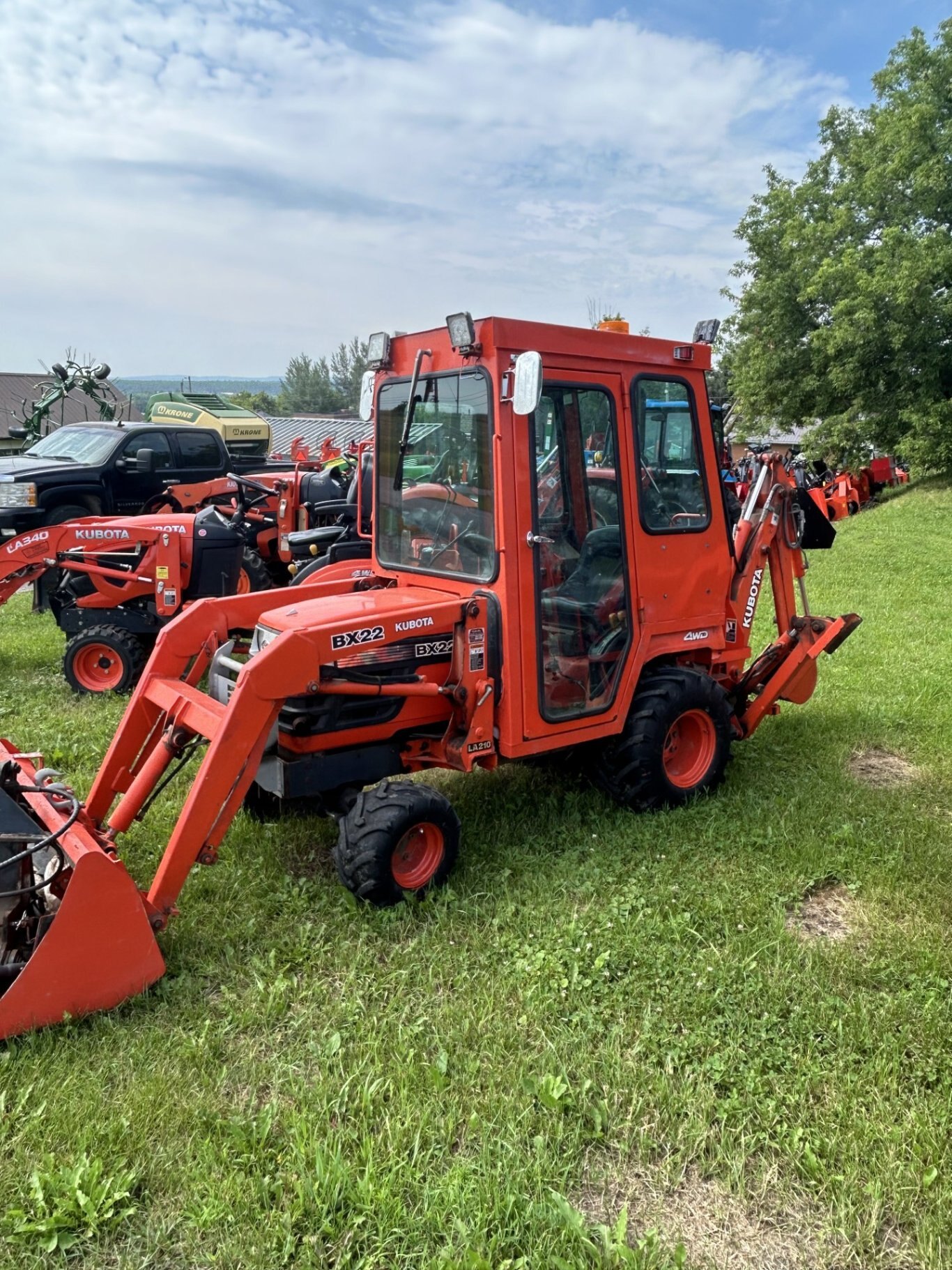 Kubota BX22 Cab, loader, backhoe, snowblower