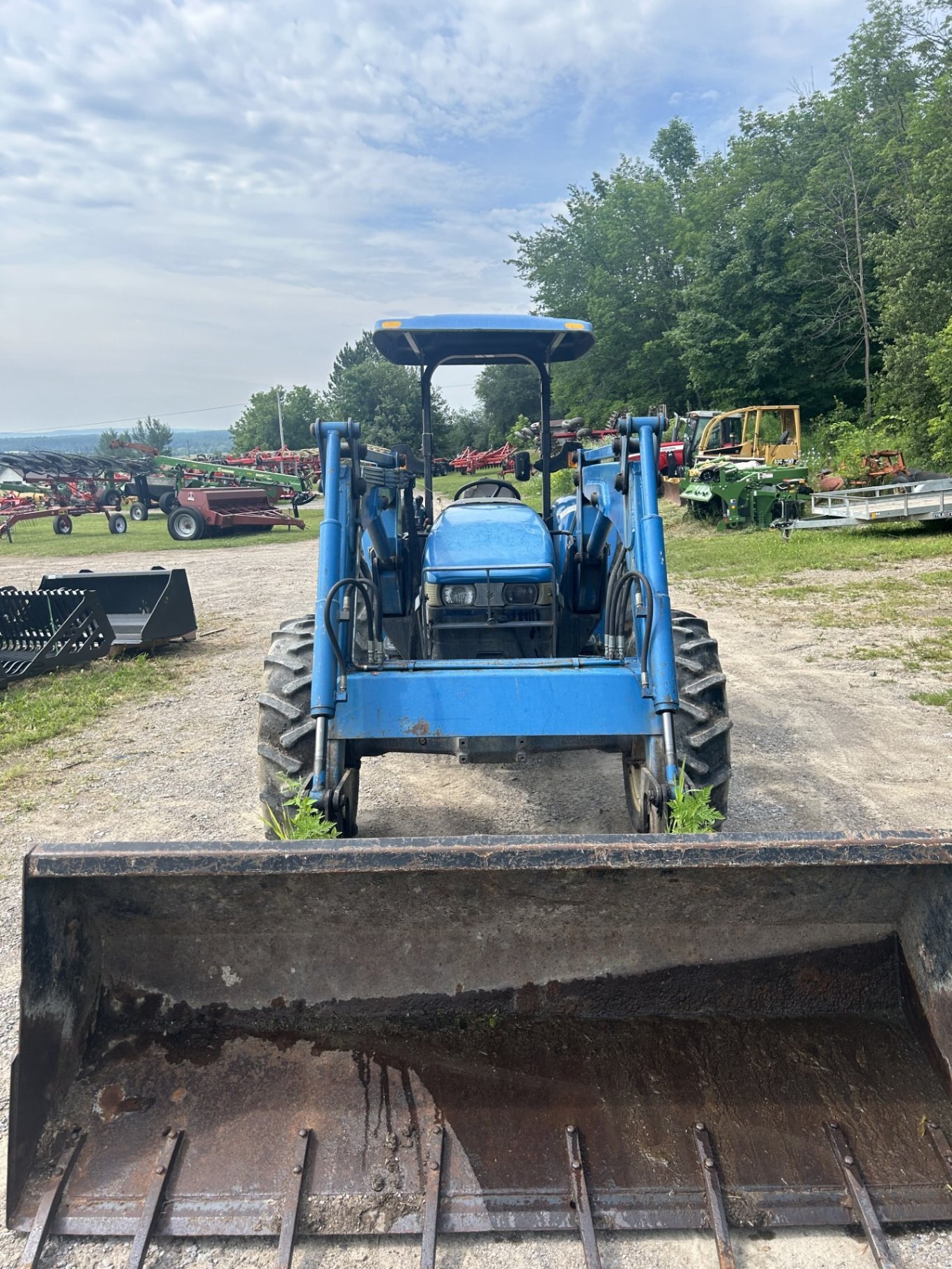 New Holland TN75S 4WD, Loader