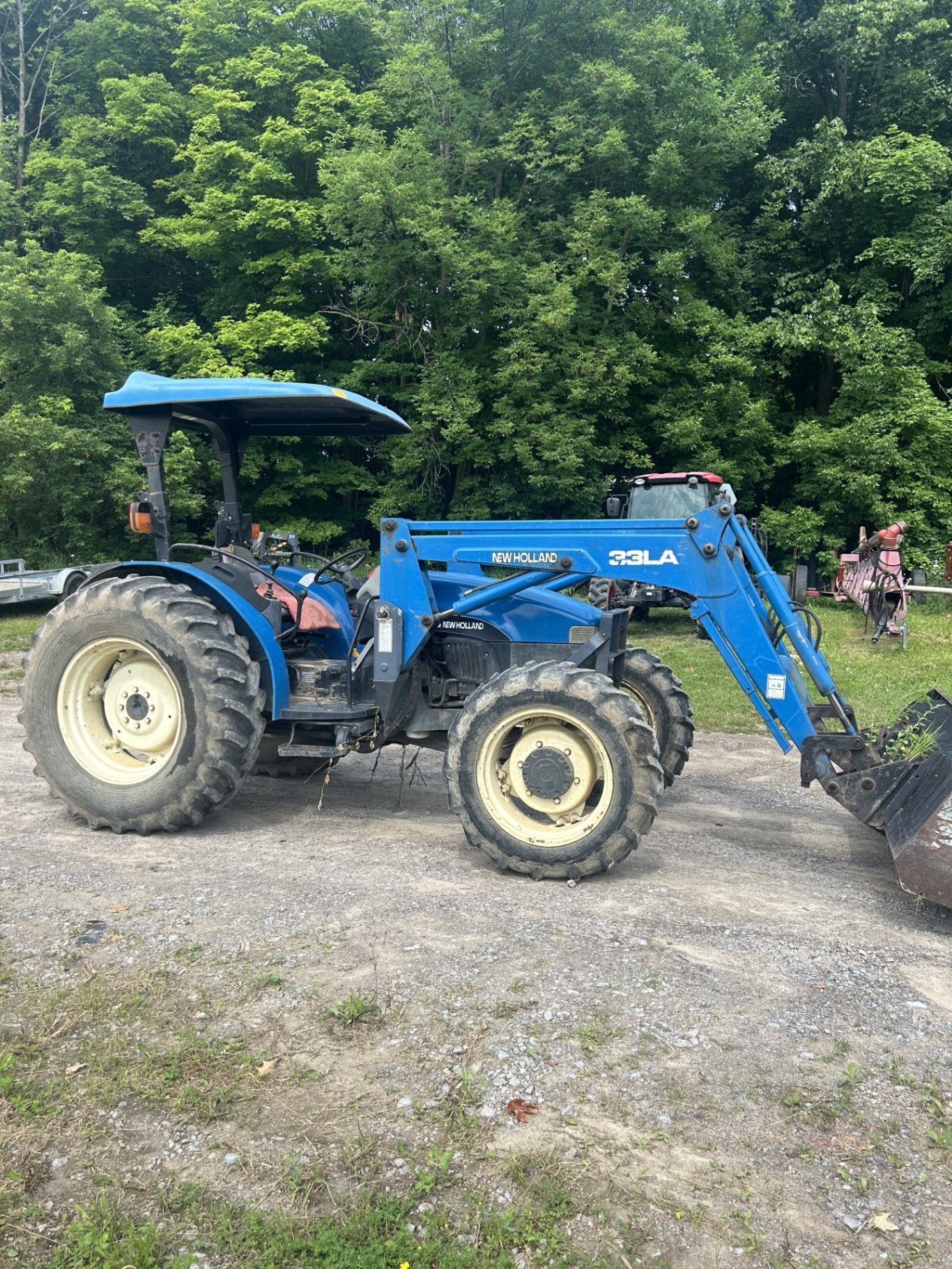 New Holland TN75S 4WD, Loader