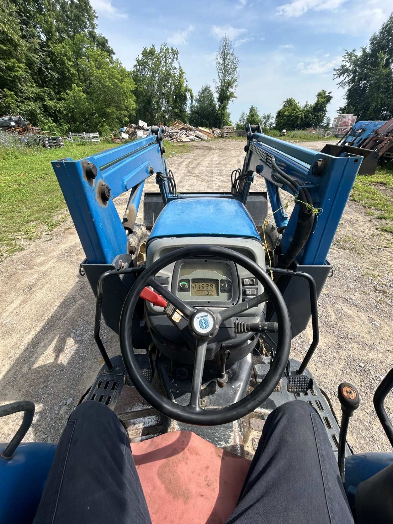 New Holland TN75S 4WD, Loader