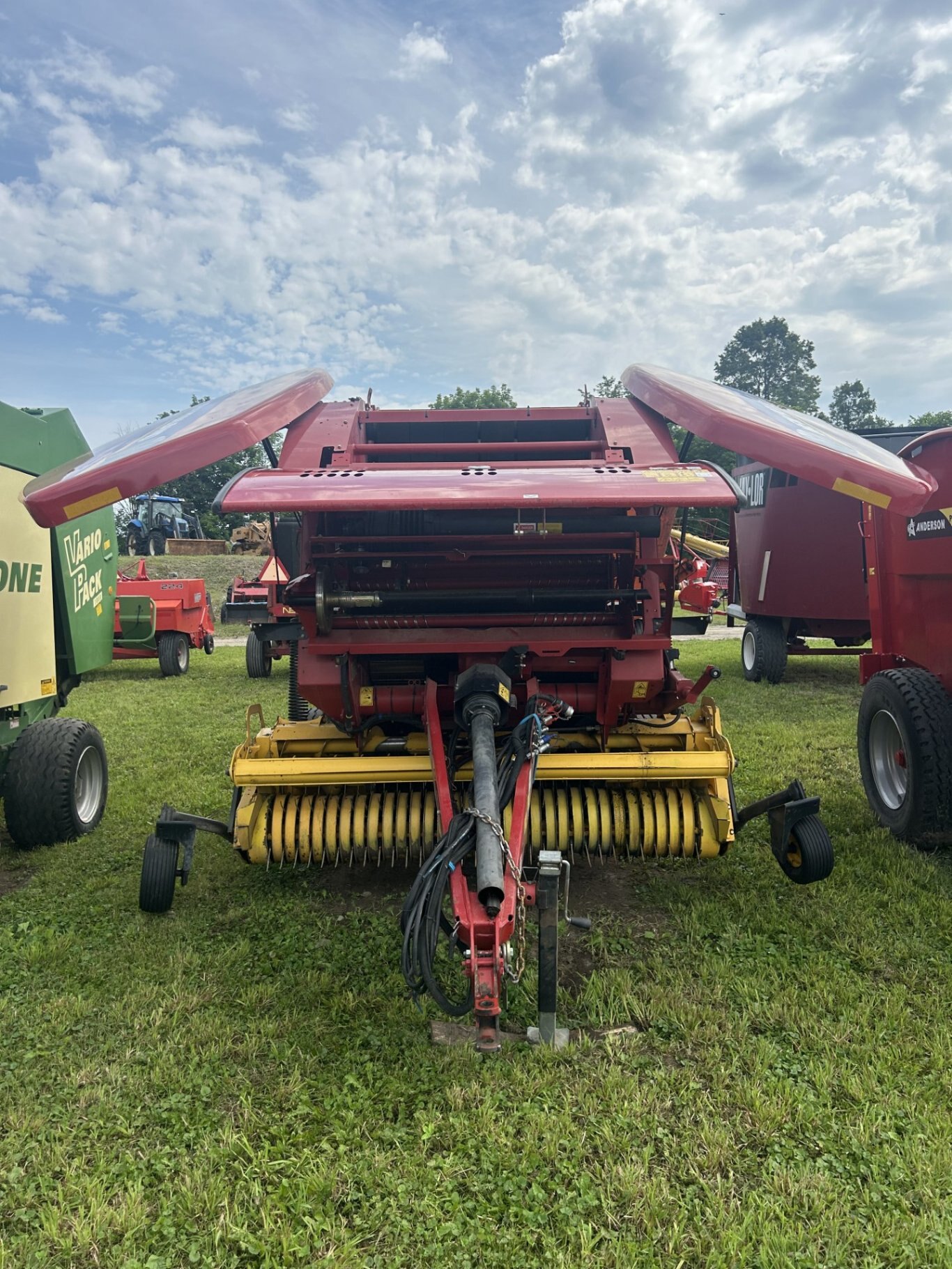 New Holland Roll Belt 450 Cropcutter