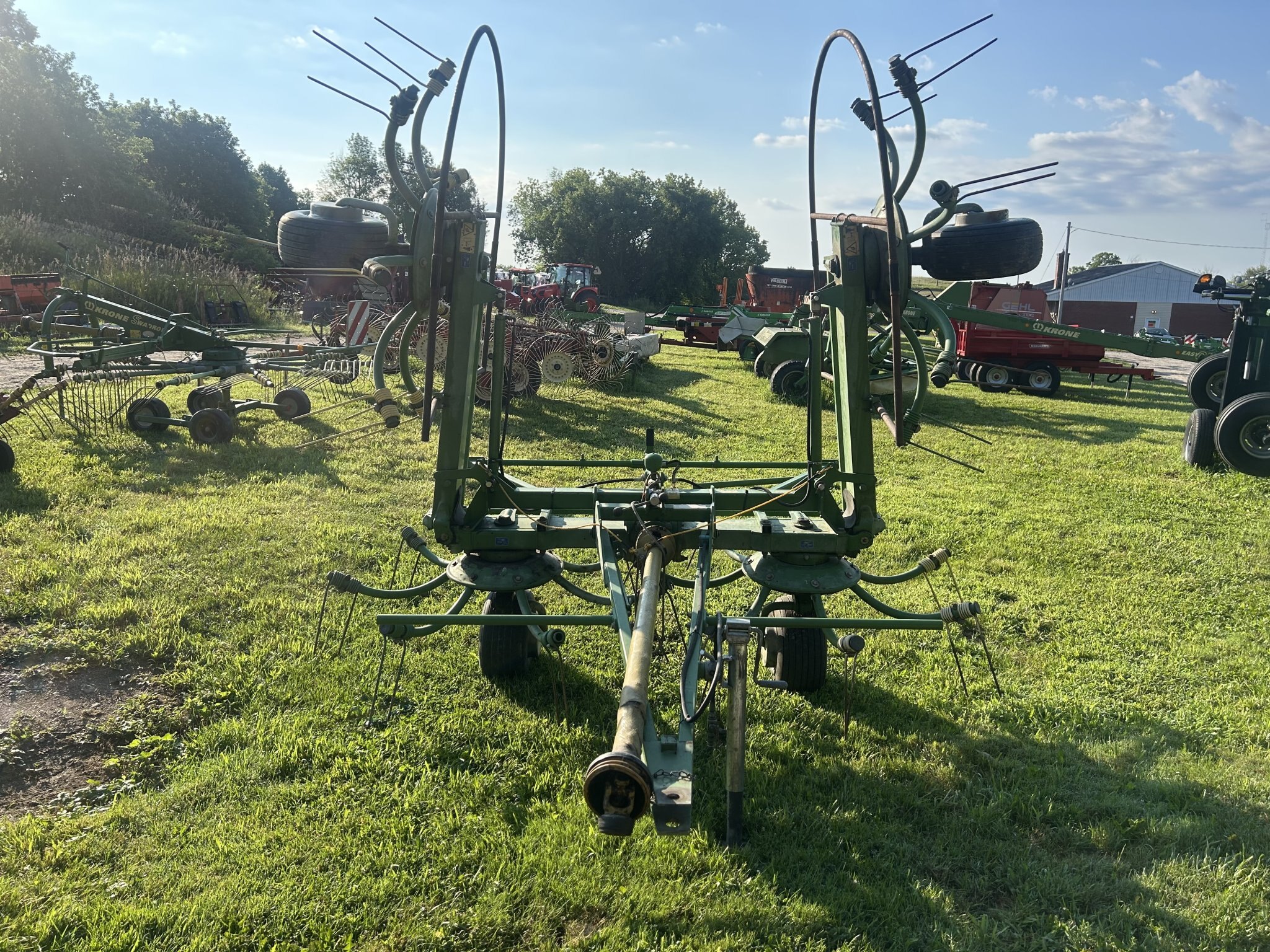 New Holland 144 Hay Inverter