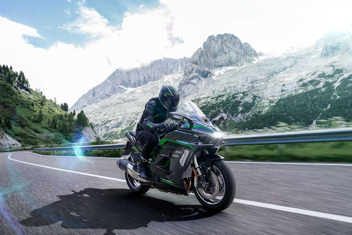 2026 Kawasaki NINJA H2 SX SE