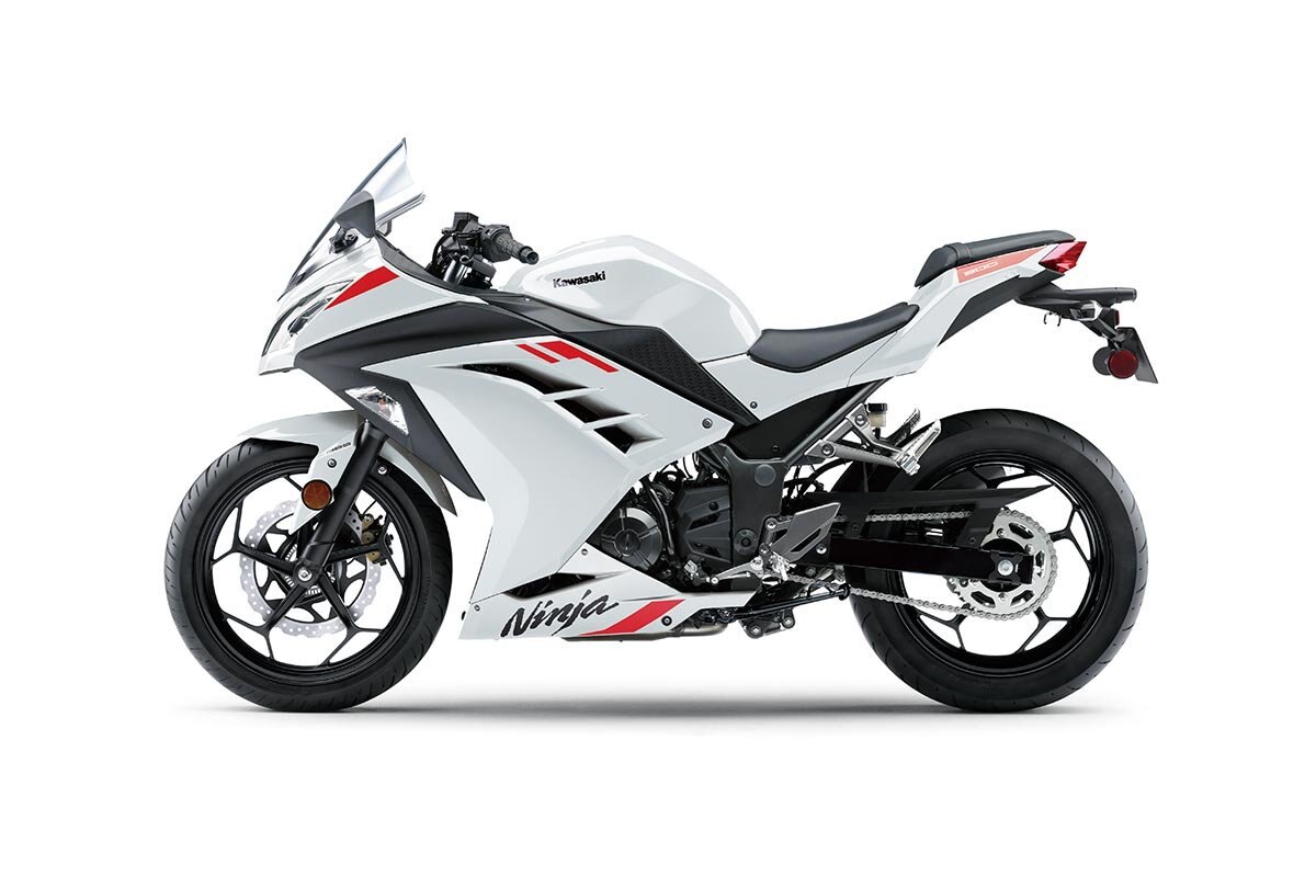 2026 Kawasaki NINJA 300 Pearl Blizzard White