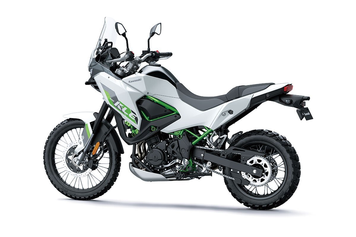 2026 Kawasaki KLE500 SE Pearl Blizzard White
