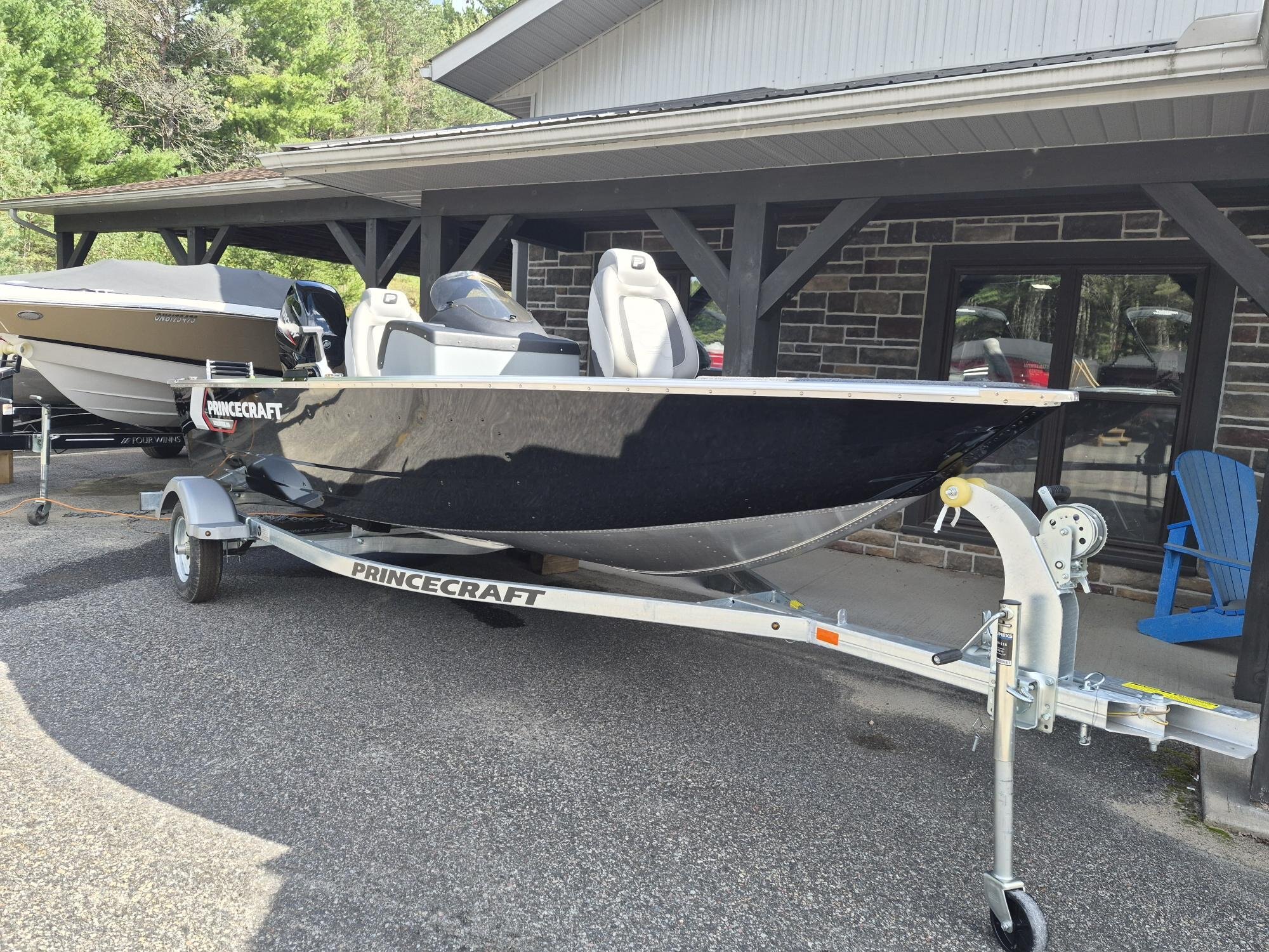 Unbeatable Value: New 2025 Princecraft Vectra 21 RL Speed - Non-Current Pricing!