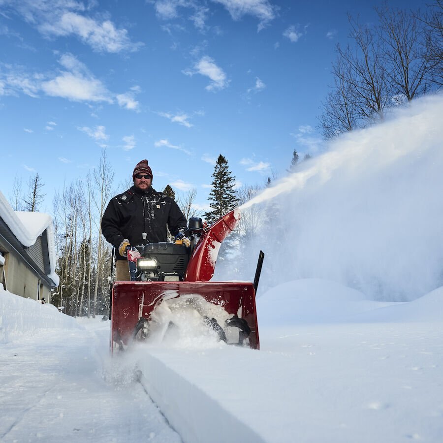 Toro 32 in. (81 cm) Power Max® HD 1432 OHXE Commercial Two Stage Gas Snow Blower