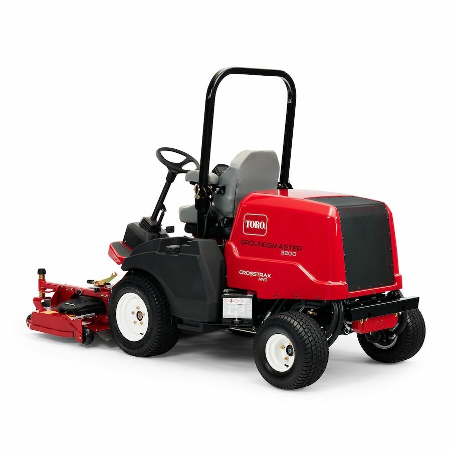 Toro Groundsmaster® 3300 36.8 hp (27.5kW) with CrossTrax® 4WD