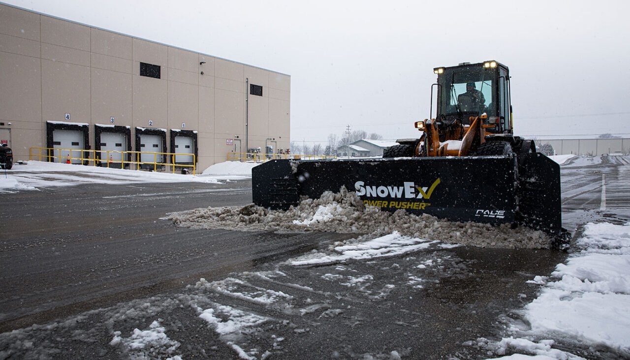 SnowEx® 10' x 30 POWER PUSHER™ PRO (TRACE™)