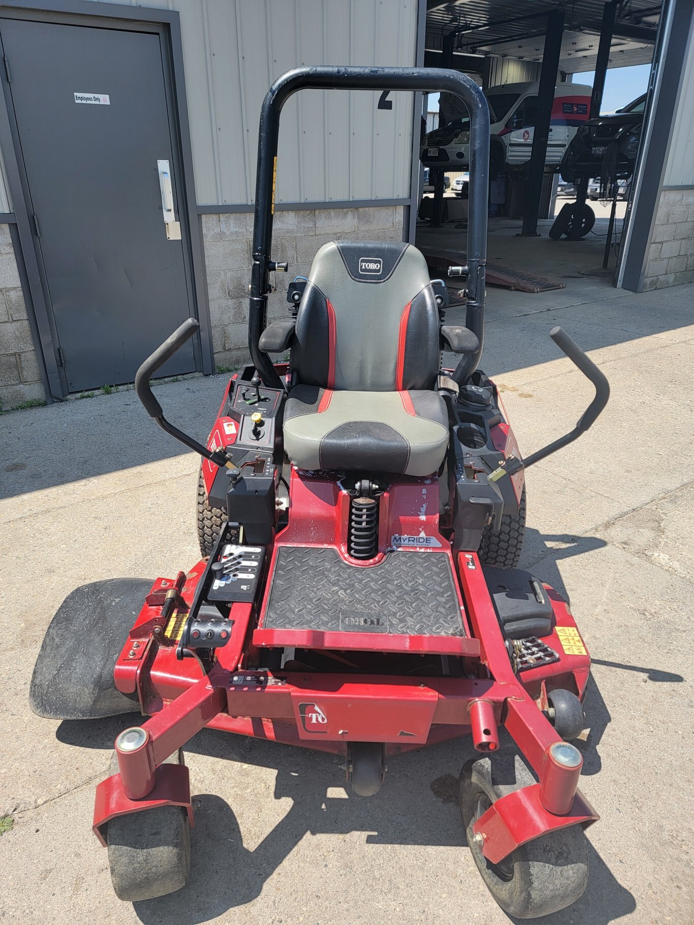 Toro Titan HD 48” Zero Turn Mower