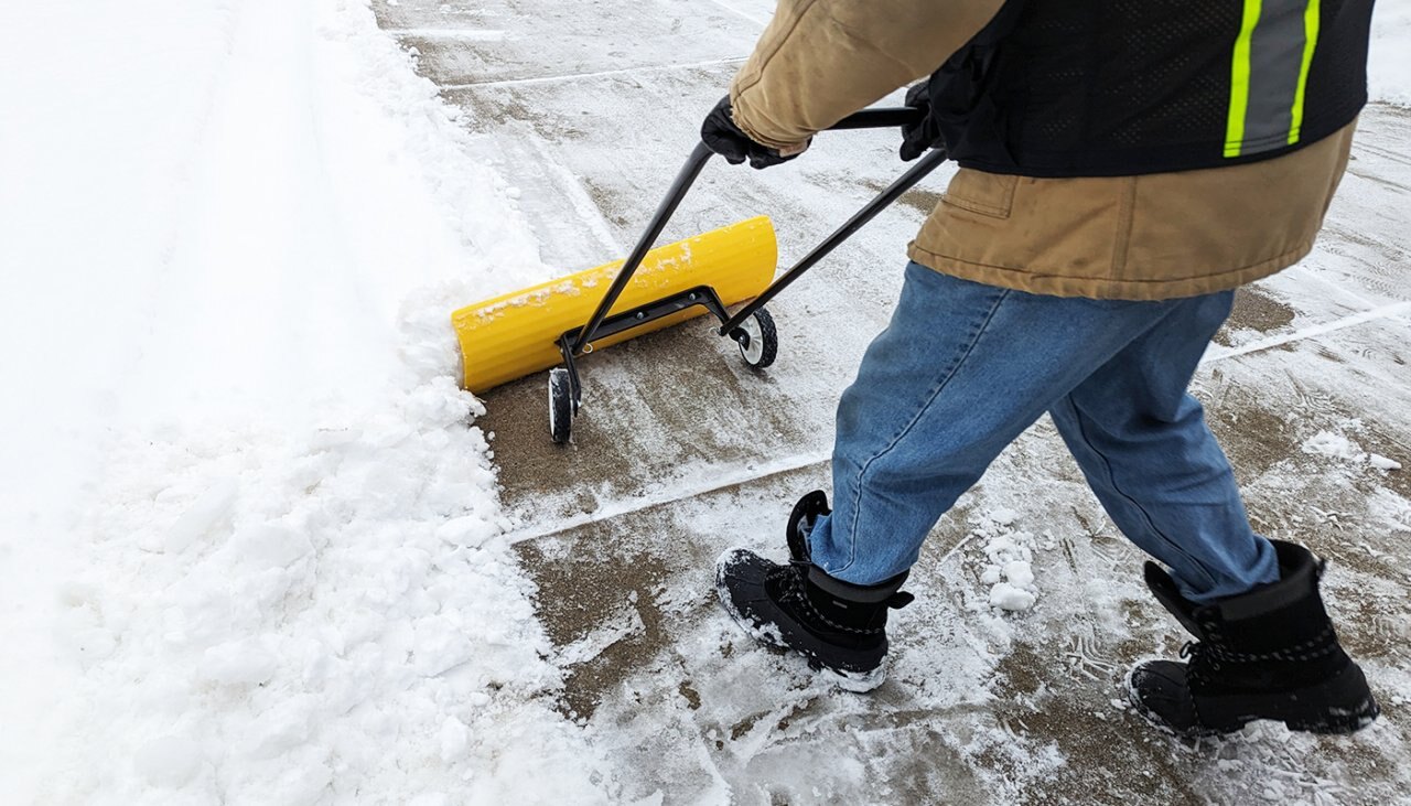 SnowEx® SP 30 Heavy Duty Pusher Shovels