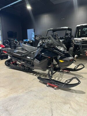 2021 Ski-Doo Renegade X 850 W/ Gauge