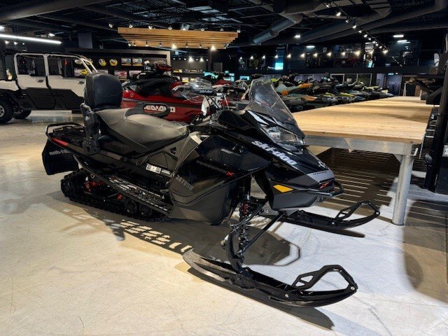 2021 Ski-Doo Renegade X 850 E-TEC