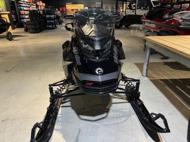 2021 Ski Doo Renegade X 850 E TEC