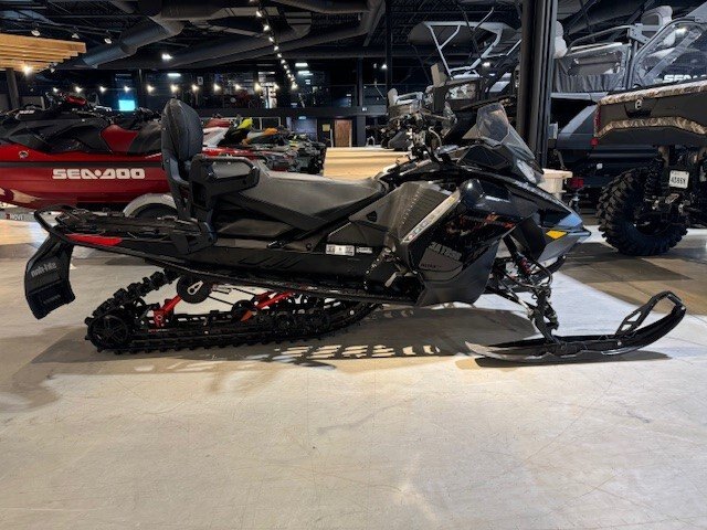 2021 Ski Doo Renegade X 850 E TEC